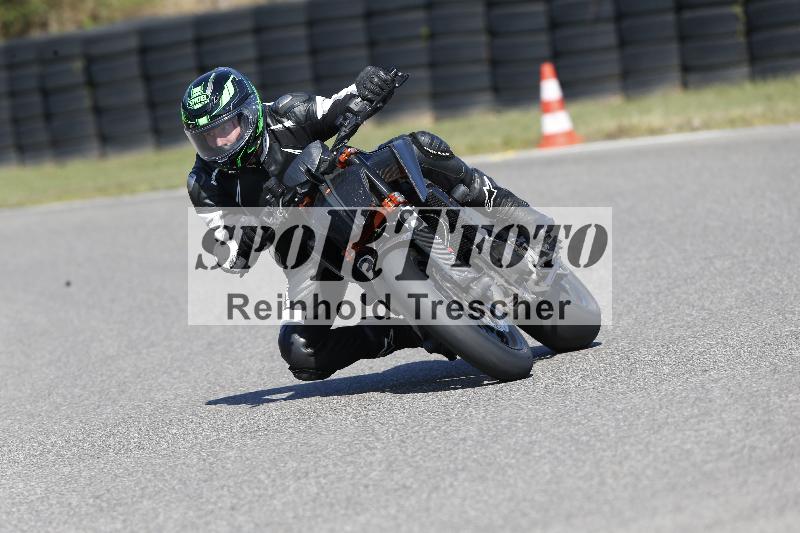 Archiv-2025/49 26.08.2025 Cornu Master School ADR/rot-rouge/38